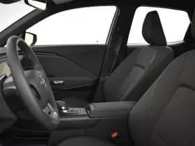 Lexus LBX thumbnail 15