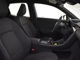 Lexus LBX thumbnail 3