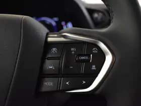 Lexus LBX thumbnail 25