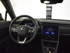 Lexus LBX thumbnail 4