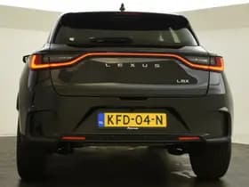 Lexus LBX thumbnail 8