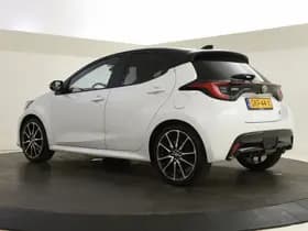 Toyota Yaris thumbnail 2