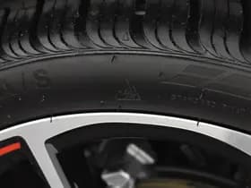 Toyota Yaris thumbnail 12