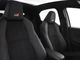 Toyota Yaris thumbnail 3