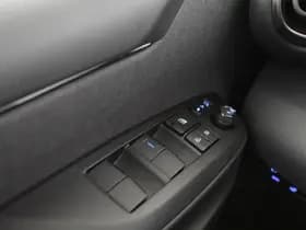 Toyota Yaris thumbnail 24