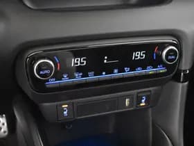 Toyota Yaris thumbnail 30