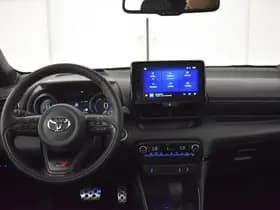 Toyota Yaris thumbnail 4