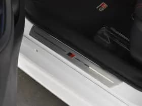 Toyota Yaris thumbnail 34