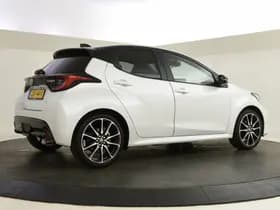 Toyota Yaris thumbnail 7