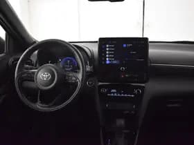 Toyota Yaris Cross thumbnail 4