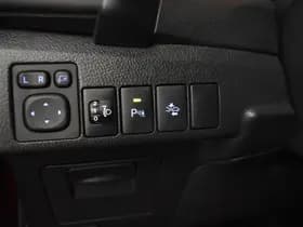 Toyota Auris thumbnail 13