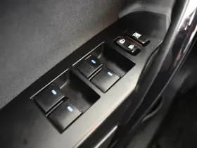 Toyota Auris thumbnail 28