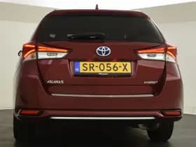 Toyota Auris thumbnail 8