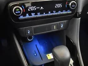 Toyota Yaris thumbnail 17