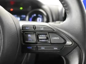 Toyota Yaris thumbnail 22