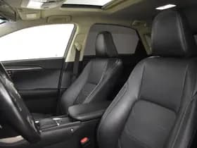 Lexus NX thumbnail 3