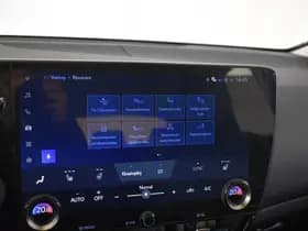 Lexus NX thumbnail 28