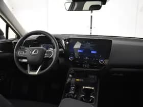 Lexus NX thumbnail 4
