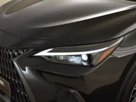 Lexus NX thumbnail 8