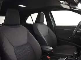 Toyota Yaris Cross thumbnail 3