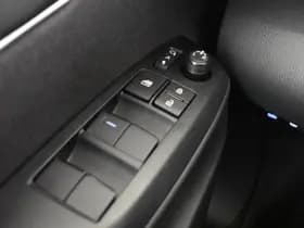 Toyota Yaris Cross thumbnail 21