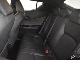 Toyota C-HR thumbnail 12