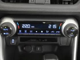 Toyota RAV4 thumbnail 13