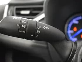 Toyota RAV4 thumbnail 24