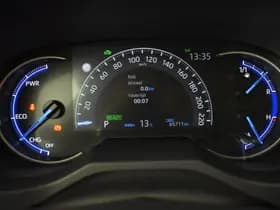 Toyota RAV4 thumbnail 10