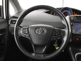 Toyota Verso thumbnail 13