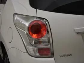 Toyota Verso thumbnail 10