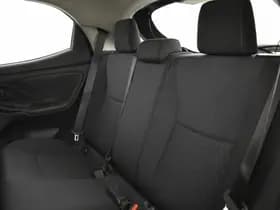 Toyota Yaris thumbnail 12