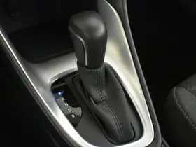 Toyota Yaris thumbnail 24