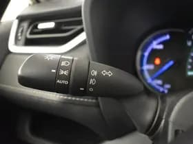 Toyota RAV4 thumbnail 16