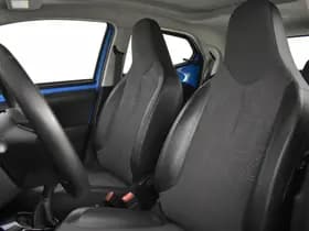 Toyota Aygo thumbnail 11