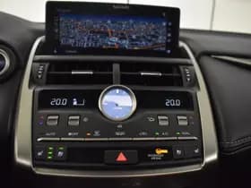 Lexus NX thumbnail 34