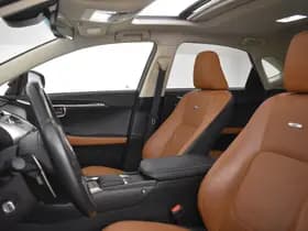Lexus NX thumbnail 10