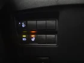 Toyota Yaris thumbnail 24