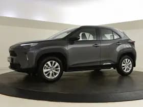 Toyota Yaris Cross thumbnail 2