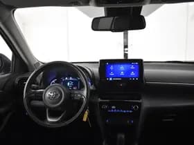 Toyota Yaris Cross thumbnail 3