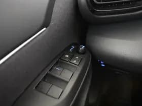 Toyota Yaris Cross thumbnail 25
