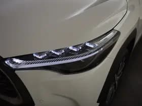 Toyota Corolla thumbnail 17