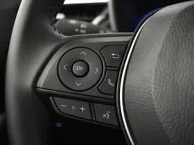 Toyota Corolla thumbnail 25