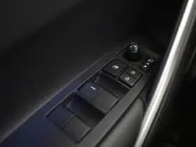 Toyota Corolla thumbnail 31