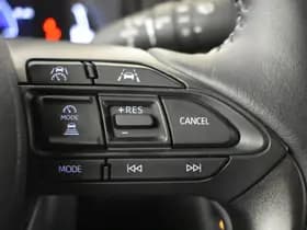 Toyota Yaris Cross thumbnail 17