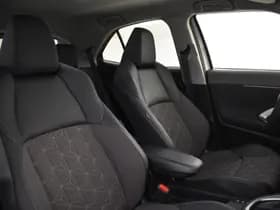 Toyota Yaris Cross thumbnail 3