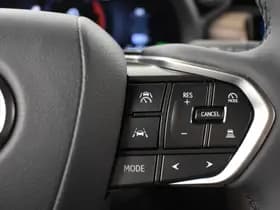 Lexus LBX thumbnail 14