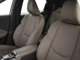 Lexus LBX thumbnail 17