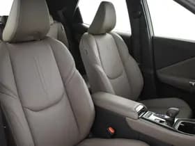 Lexus LBX thumbnail 3