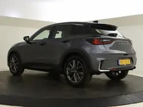 Lexus LBX thumbnail 6